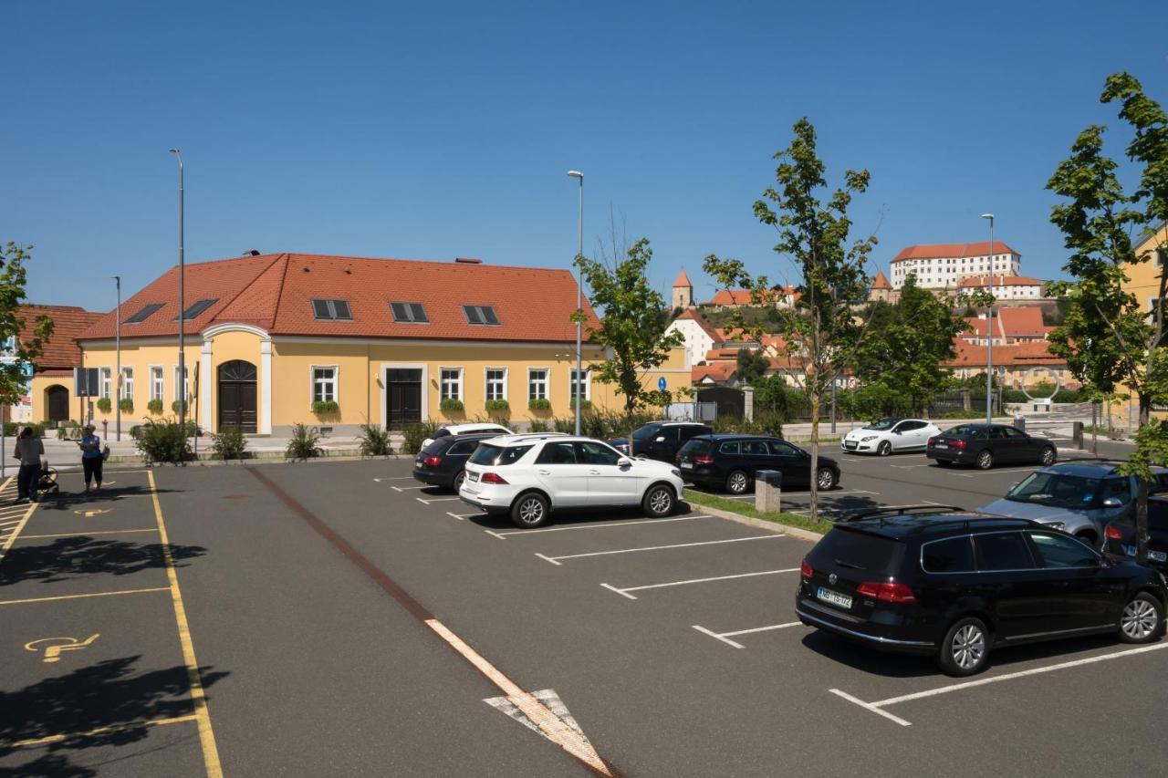 Apartments Nestl Ptuj Bagian luar foto